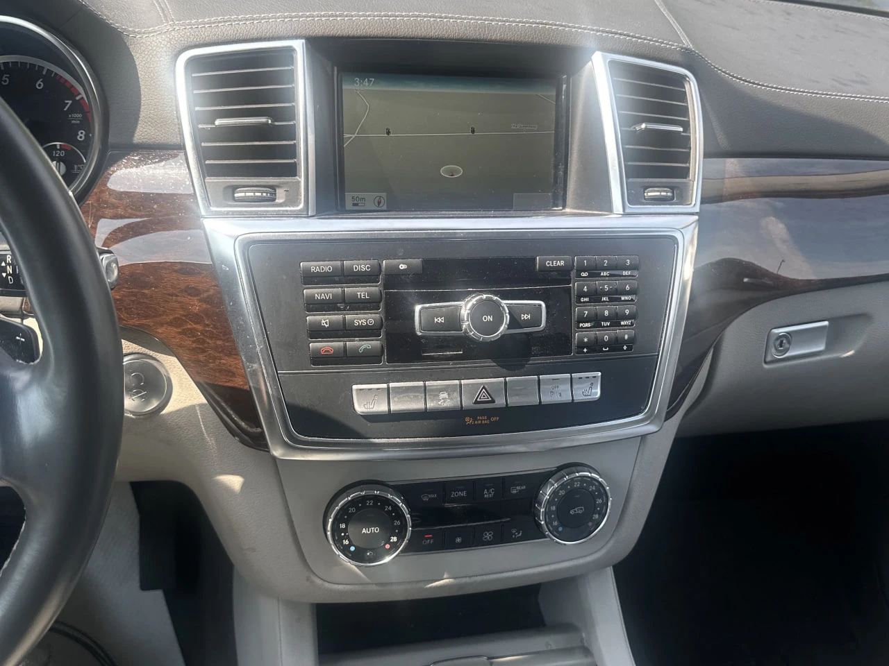 Mercedes-Benz GL 450 CARFAX* АВТОФИНАНСИРАНЕ БЕЗ ПЪРВОНАЧАЛНА ВНОСКА - изображение 8
