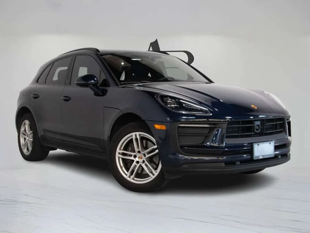 Porsche Macan * PREMIUM PLUS PACKAGE | 19" RIM | PANO * CARF, снимка 2 - Автомобили и джипове - 53975886