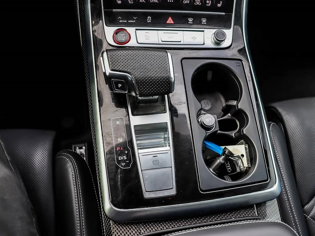 Audi SQ7 Quattro* АвтоКредит* (ЦЕНА ДО БГ), снимка 13 - Автомобили и джипове - 54041339