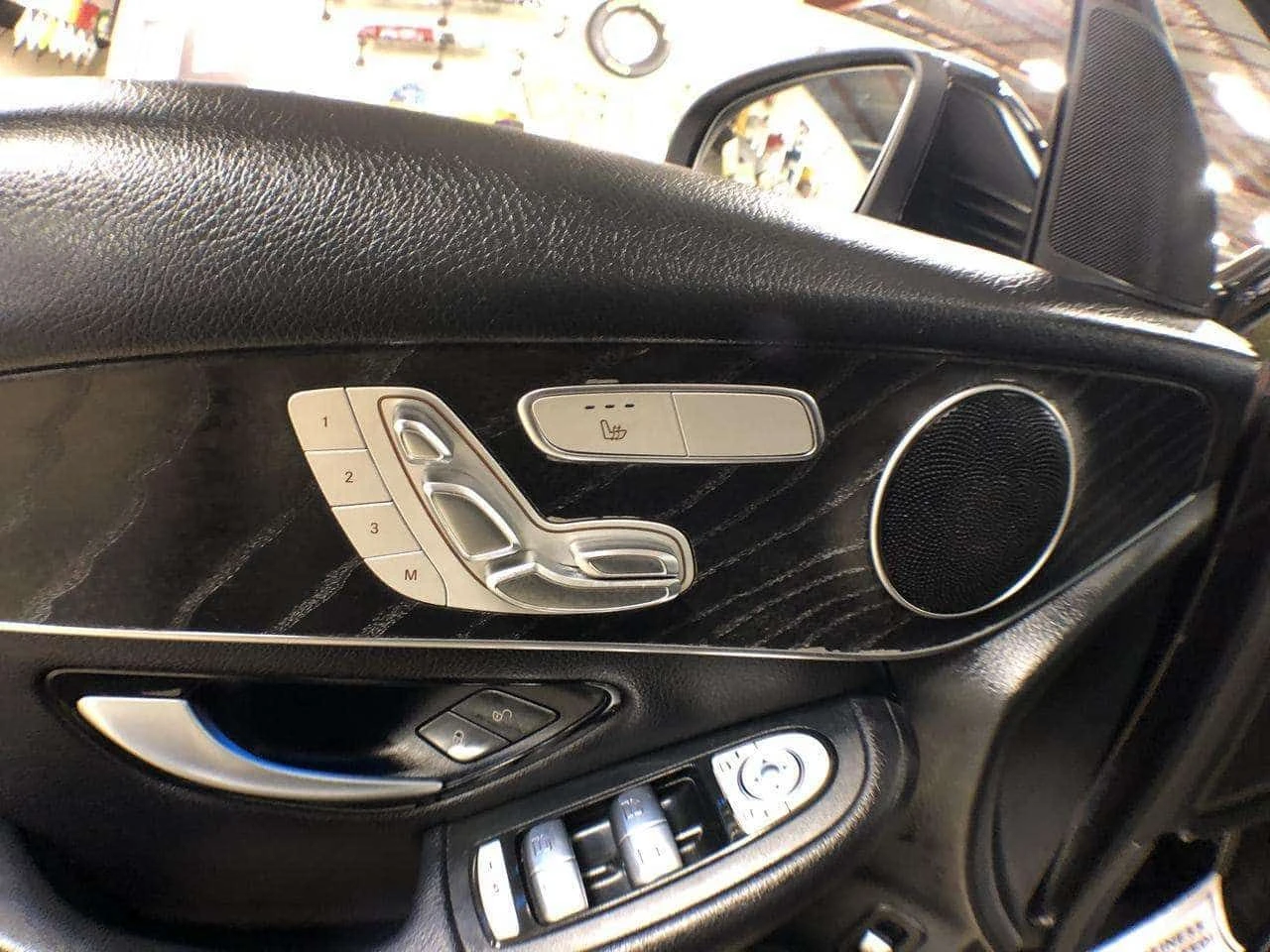 Mercedes-Benz GLC * 300 4M * CARFAX * ЦЕНА ДО БГ, снимка 17 - Автомобили и джипове - 54371653