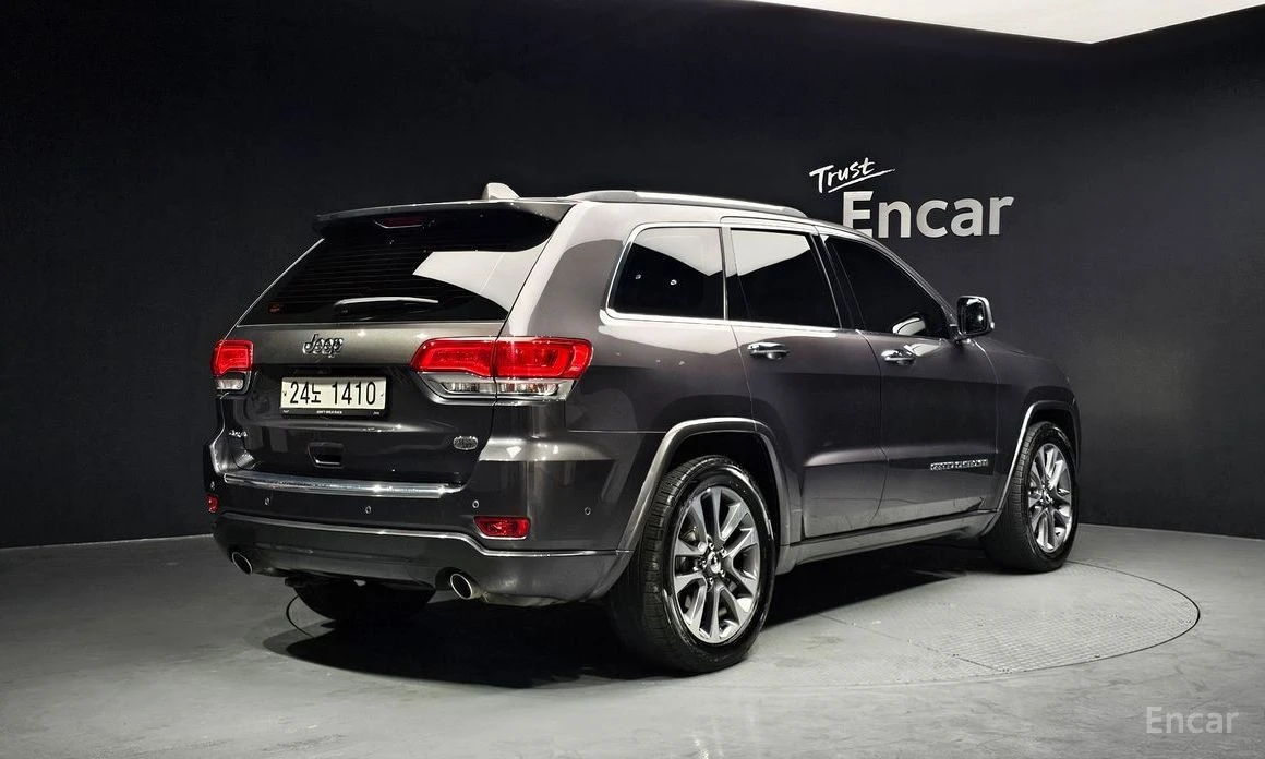 Jeep Grand cherokee, снимка 2 - Автомобили и джипове - 54396729