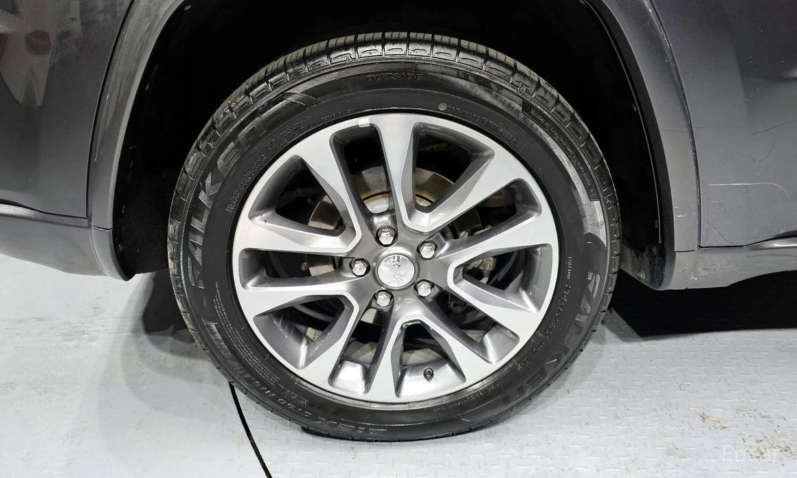 Jeep Grand cherokee, снимка 5 - Автомобили и джипове - 54396729
