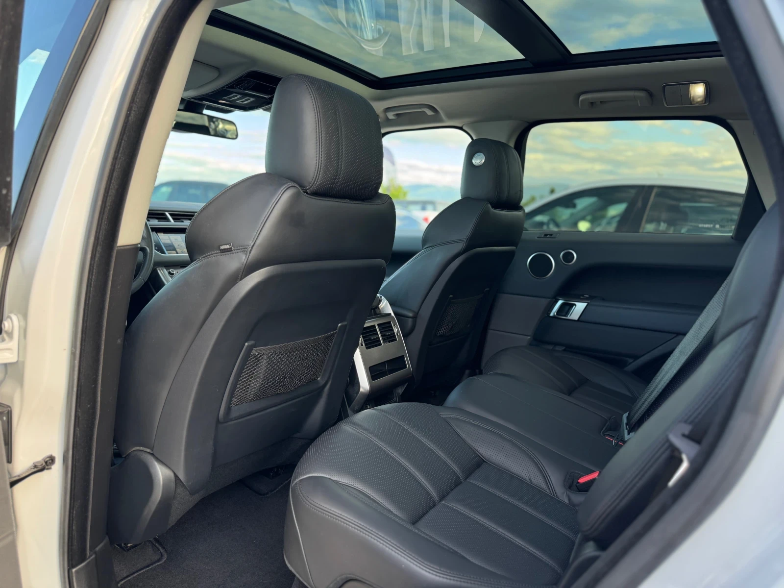 Land Rover Range Rover Sport 3.0HSE , снимка 11 - Автомобили и джипове - 54590569