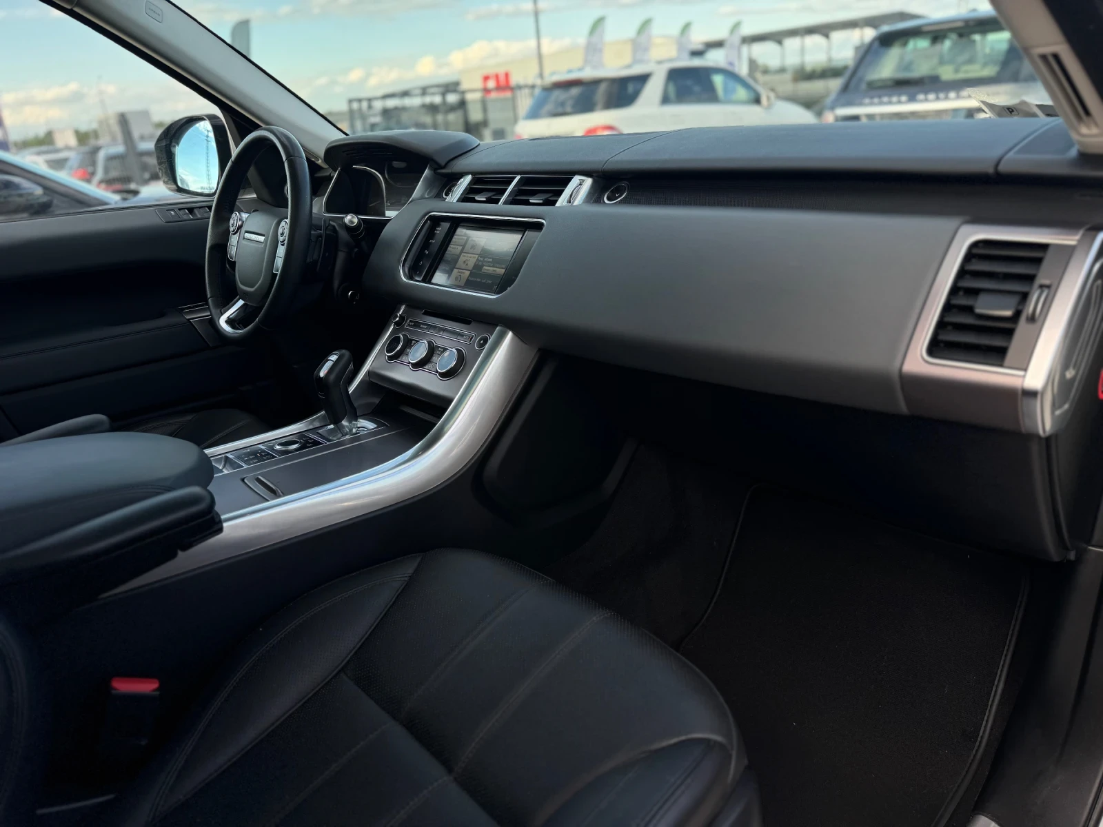 Land Rover Range Rover Sport 3.0HSE , снимка 13 - Автомобили и джипове - 54590569