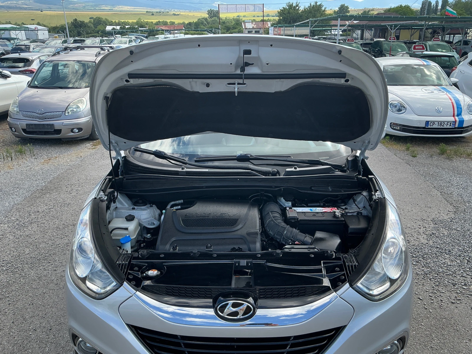 Hyundai IX35 2.0 CRDI, снимка 9 - Автомобили и джипове - 54968563