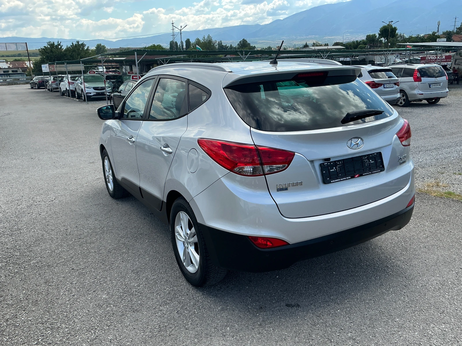 Hyundai IX35 2.0 CRDI, снимка 6 - Автомобили и джипове - 54968563