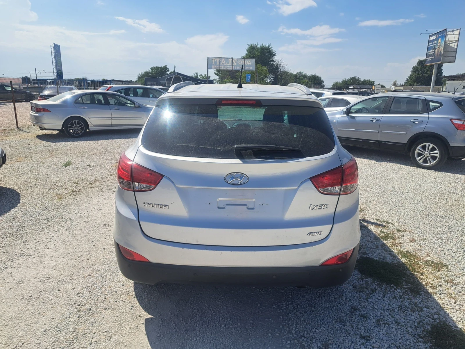 Hyundai IX35 2.0 AUTOMATIC  4X4, снимка 3 - Автомобили и джипове - 55938187