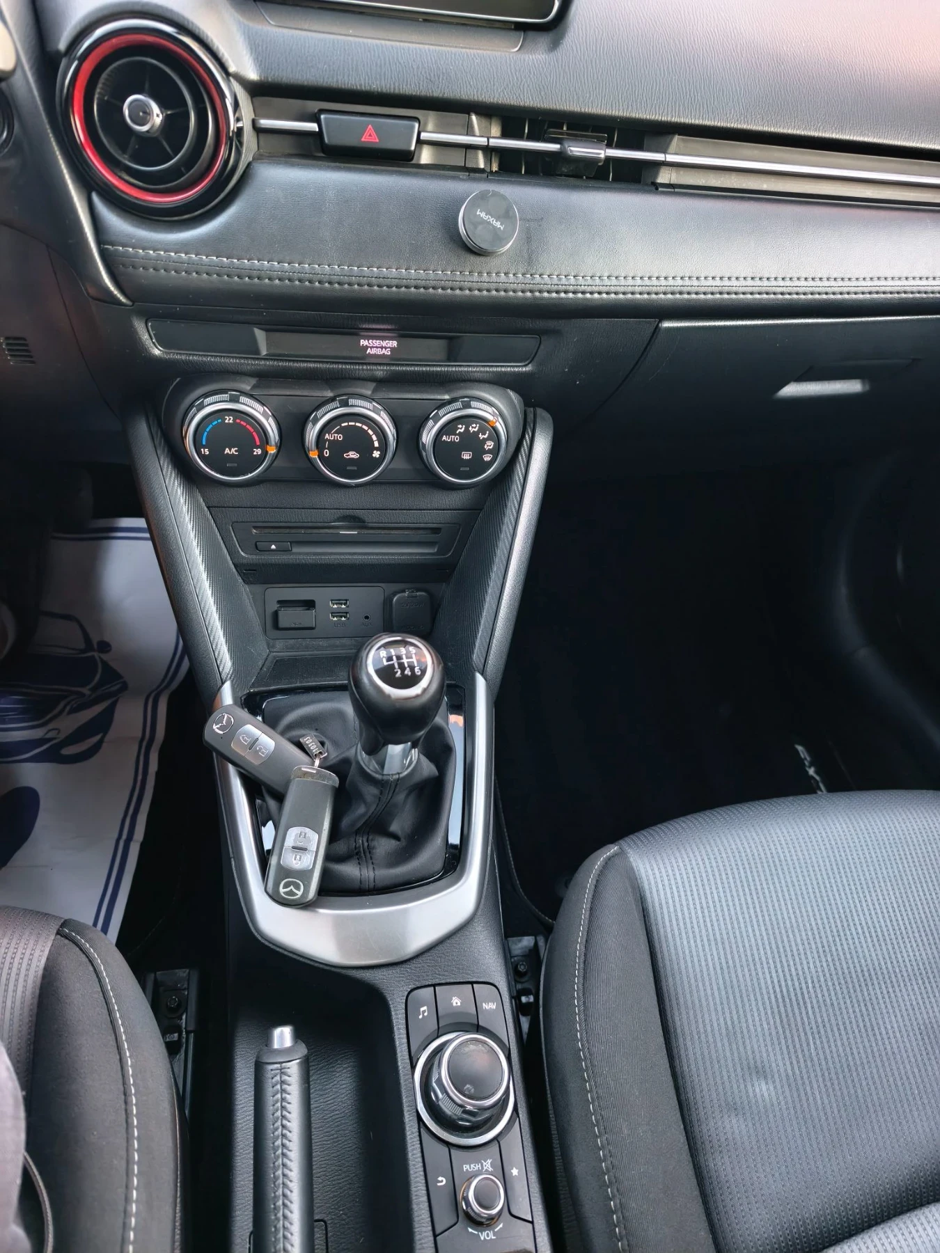 Mazda CX-3 1.5 D, снимка 17 - Автомобили и джипове - 56298800