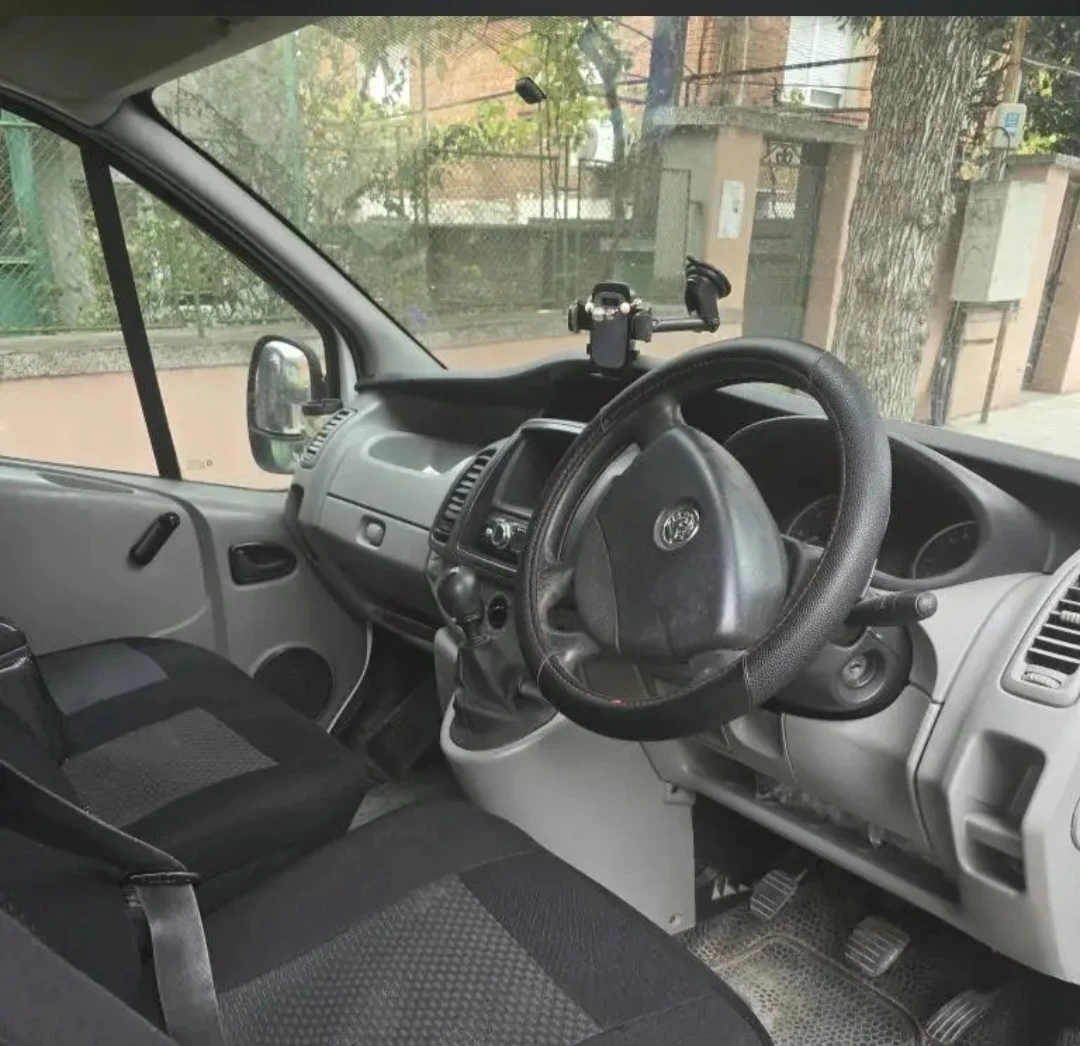 Opel Vivaro, снимка 5 - Бусове и автобуси - 56250505