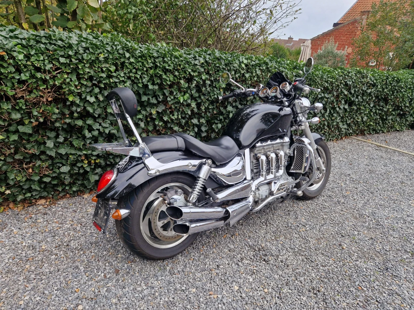 Triumph Rocket 3 - изображение 8