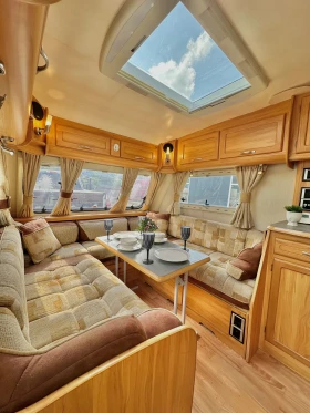 Каравана Fleetwood Heritage / КЛИМАТИК / AIR ФОРСЕЛТ / ГОЛЯМА БАНЯ/WC, снимка 8