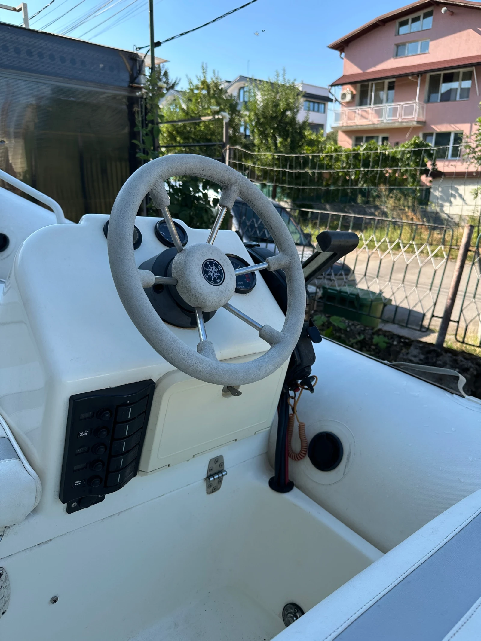 Надуваема лодка Zodiac Yachtline 380 , снимка 8 - Воден транспорт - 55629235