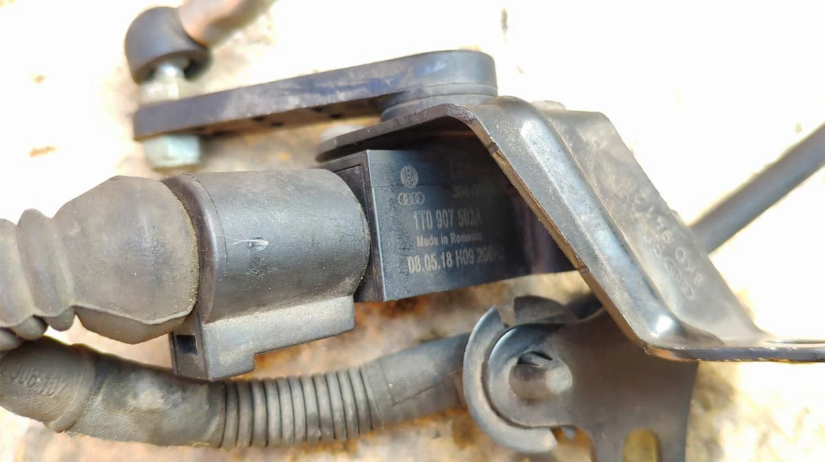 Сензор за височина на фарове Audi A5 8t 1t0907503a