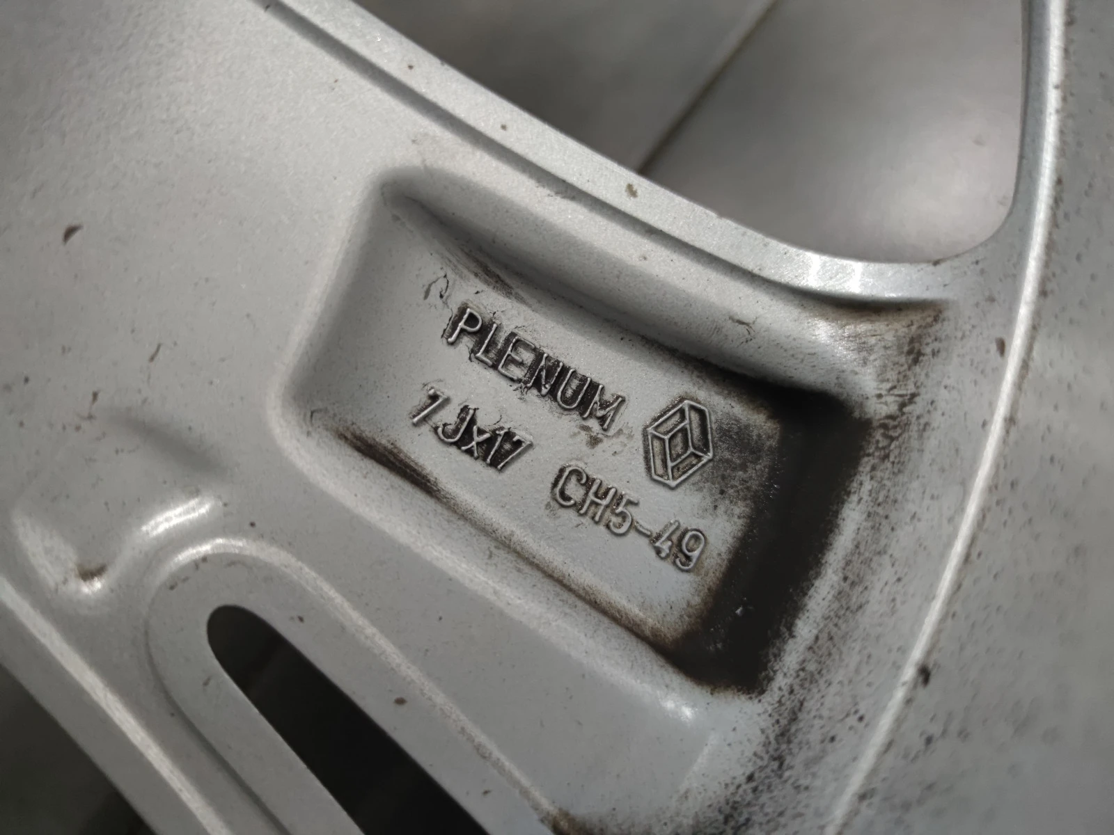   Renault | Mobile.bg   12