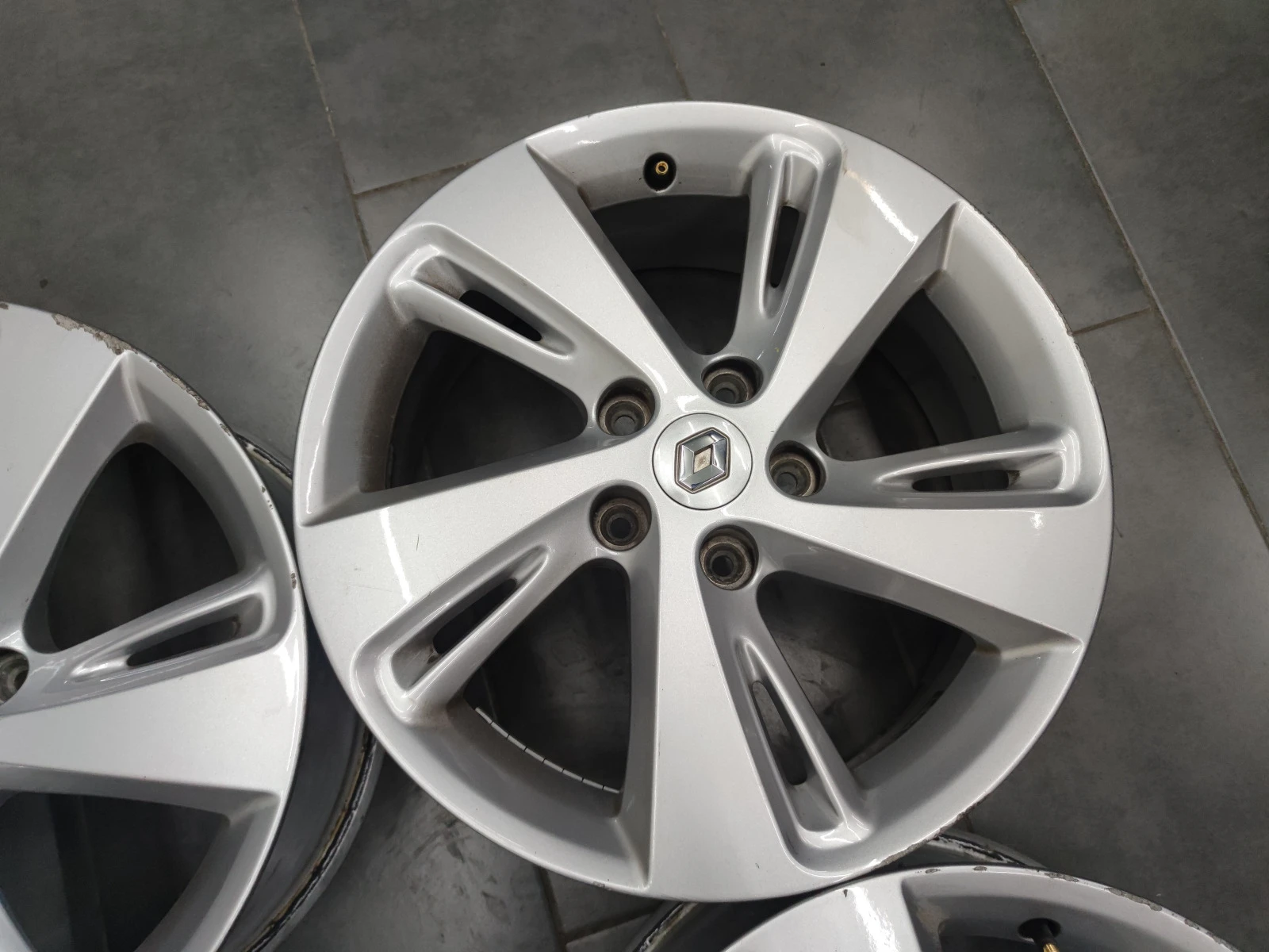   Renault | Mobile.bg   6