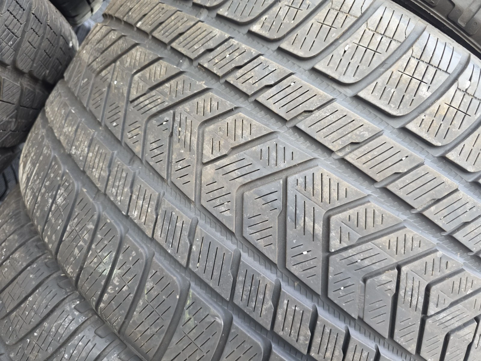 ���� 275/35R22 | Mobile.bg � ����������� 5