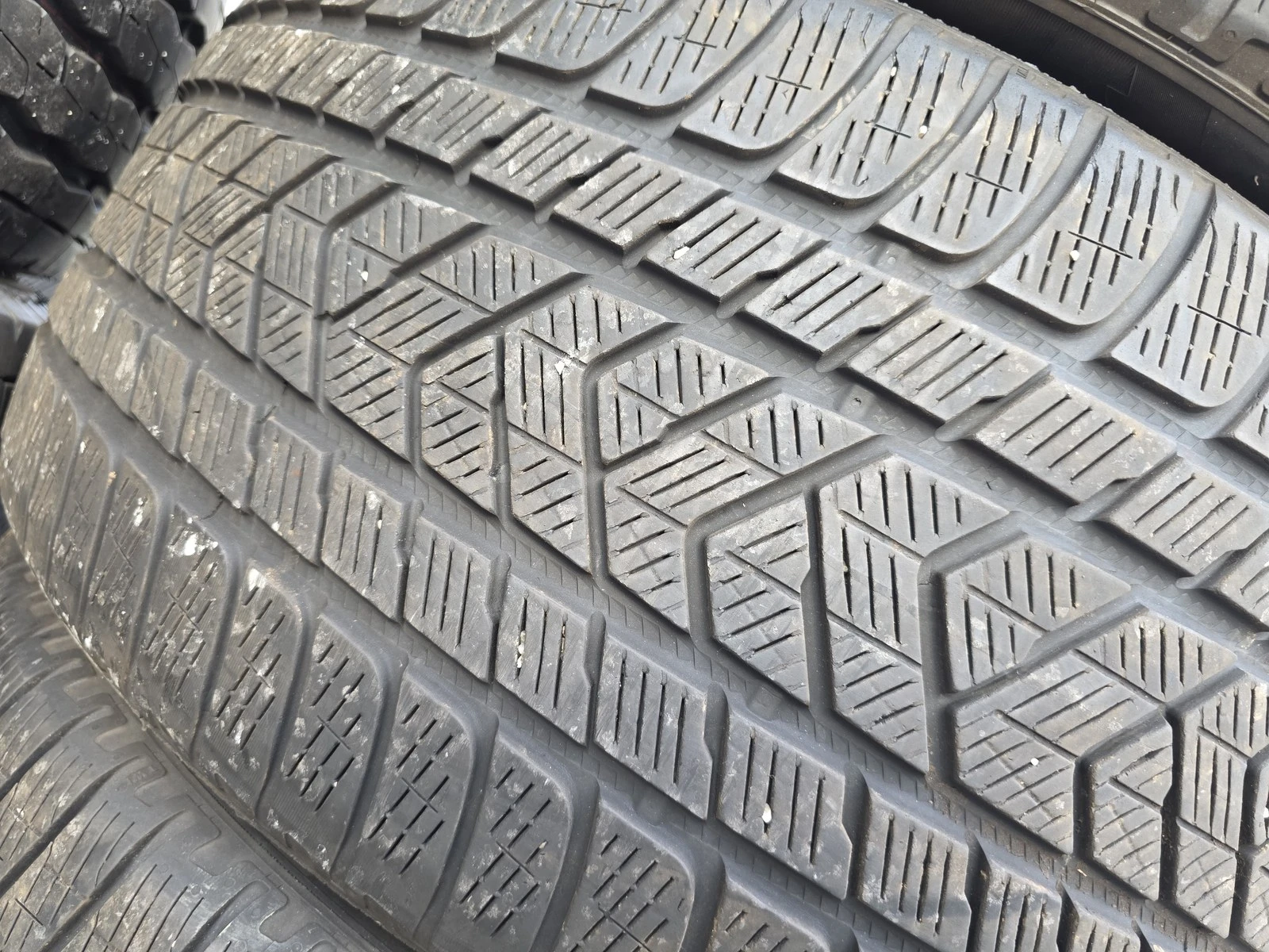 ���� 275/35R22 | Mobile.bg � ����������� 6