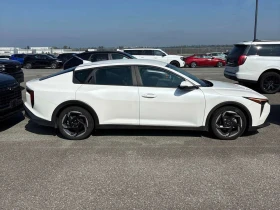 Kia K4 * FWD * CARFAX * , снимка 3