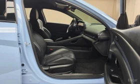 Hyundai Elantra, снимка 17