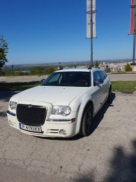 Chrysler 300c 5, 7L HEMI 4x4 GAZ, снимка 8