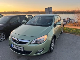 Opel Astra J 1.4 Navi ГАЗ, снимка 9