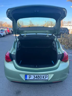 Opel Astra J 1.4 Navi ГАЗ, снимка 11