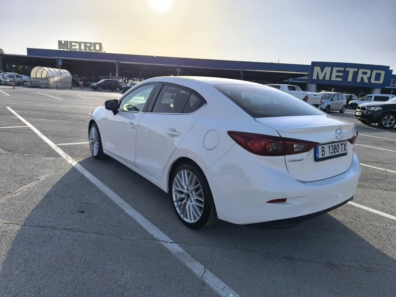 Mazda 3 Skyactive, снимка 9 - Автомобили и джипове - 47433823