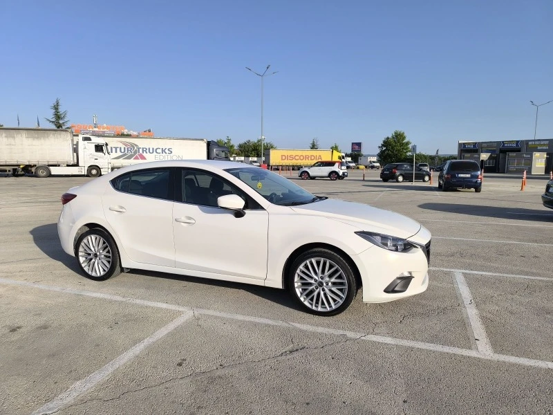 Mazda 3 Skyactive, снимка 6 - Автомобили и джипове - 47433823