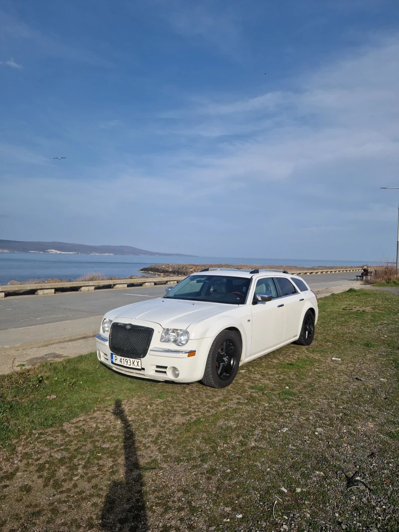 Chrysler 300c 5, 7L HEMI 4x4 GAZ, снимка 2 - Автомобили и джипове - 49172536