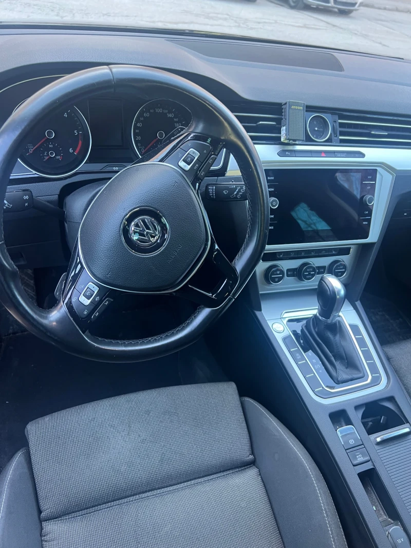 VW Passat B8, снимка 6 - Автомобили и джипове - 49456469