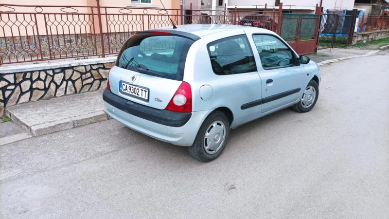 Renault Clio 1.2, снимка 3 - Автомобили и джипове - 49506133