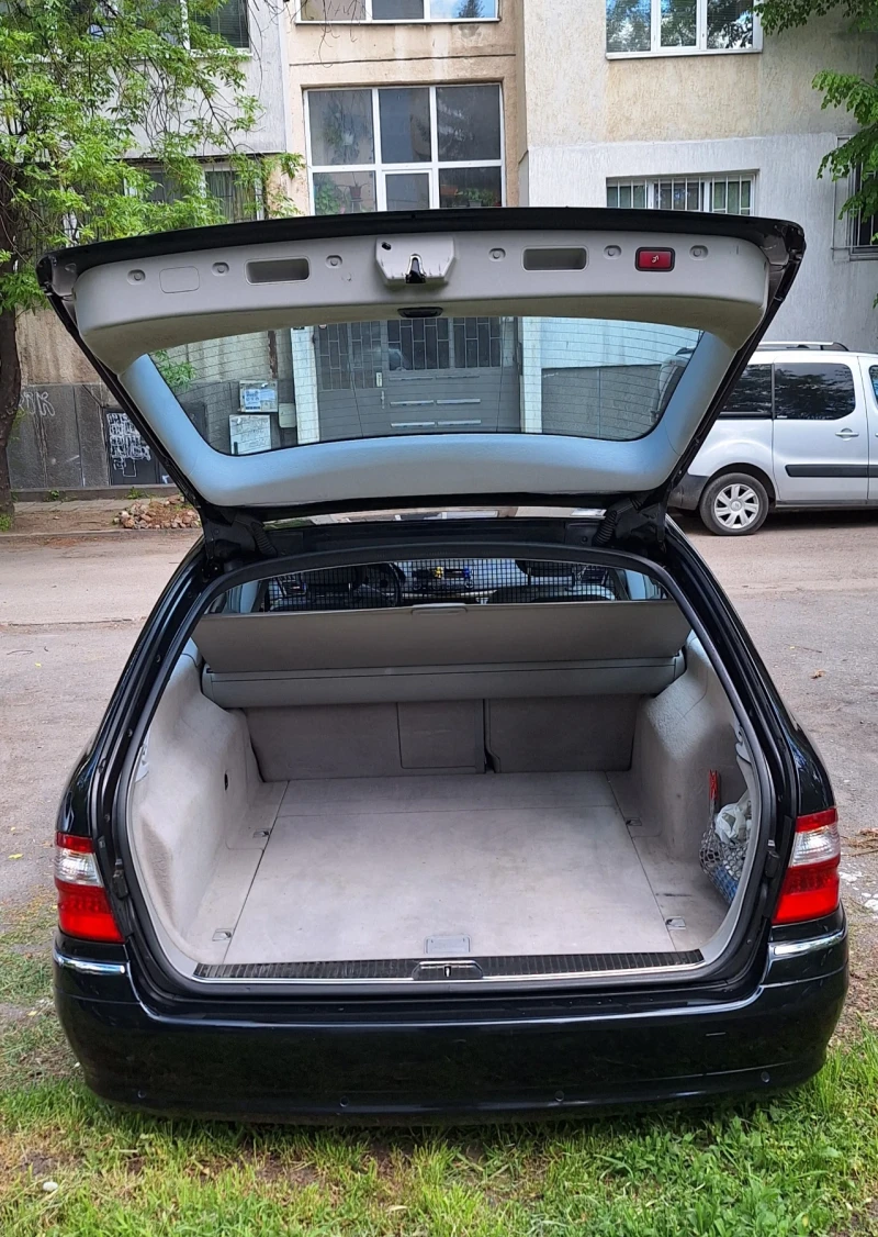 Mercedes-Benz E 280, снимка 7 - Автомобили и джипове - 52949550