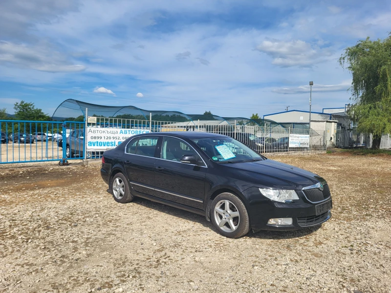 Skoda Superb 1.4TSi, снимка 7 - Автомобили и джипове - 50239380