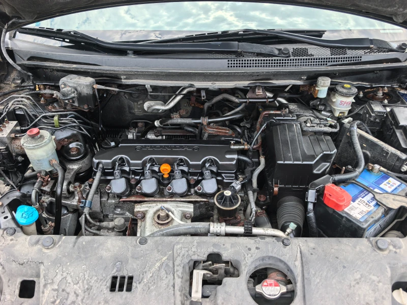 Honda Fr-v 1.8i Facelift, снимка 15 - Автомобили и джипове - 51071645