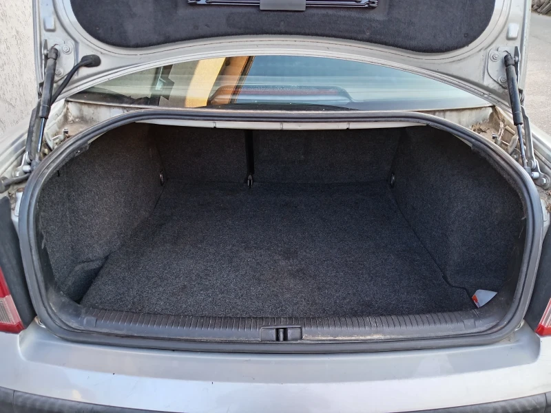 VW Passat B5 ATJ, снимка 4 - Автомобили и джипове - 52282485
