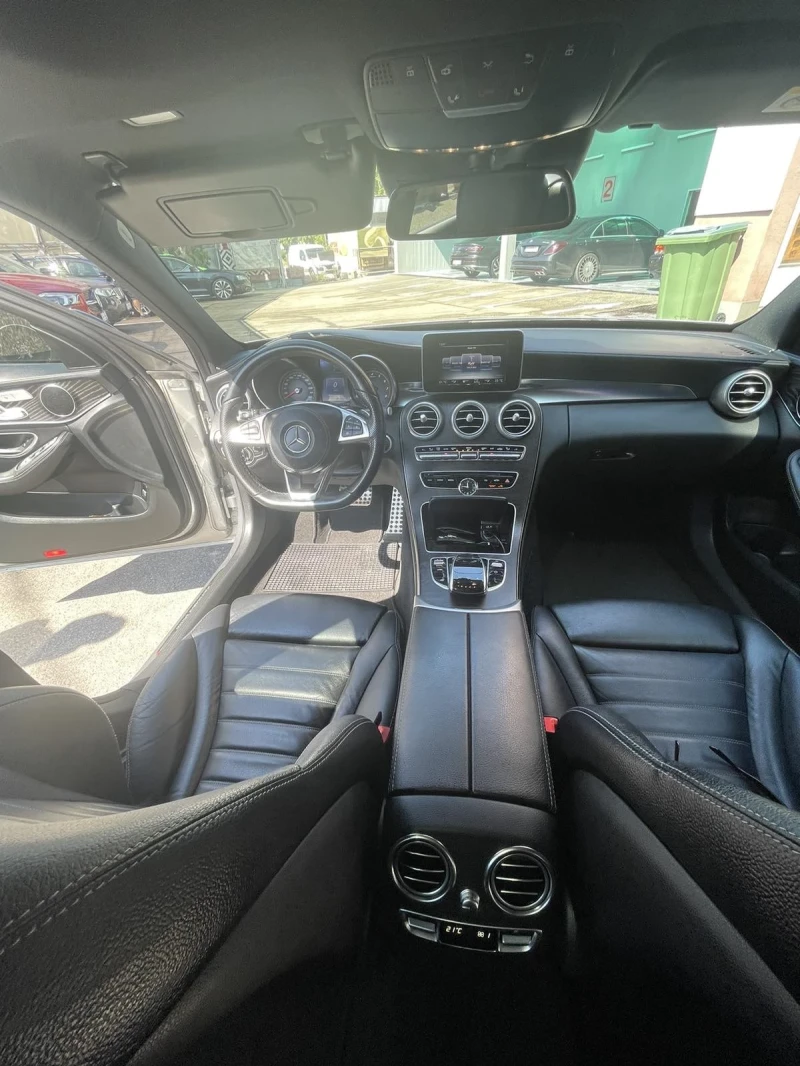 Mercedes-Benz C 400 400 AMG, снимка 13 - Автомобили и джипове - 52595615