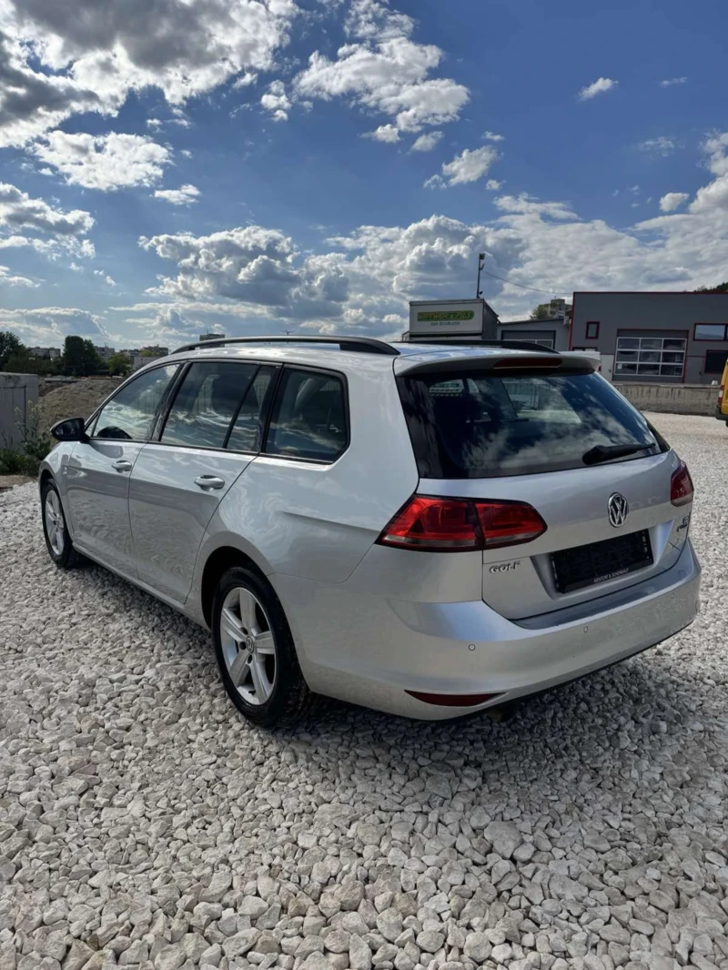 VW Golf, снимка 2 - Автомобили и джипове - 52439603