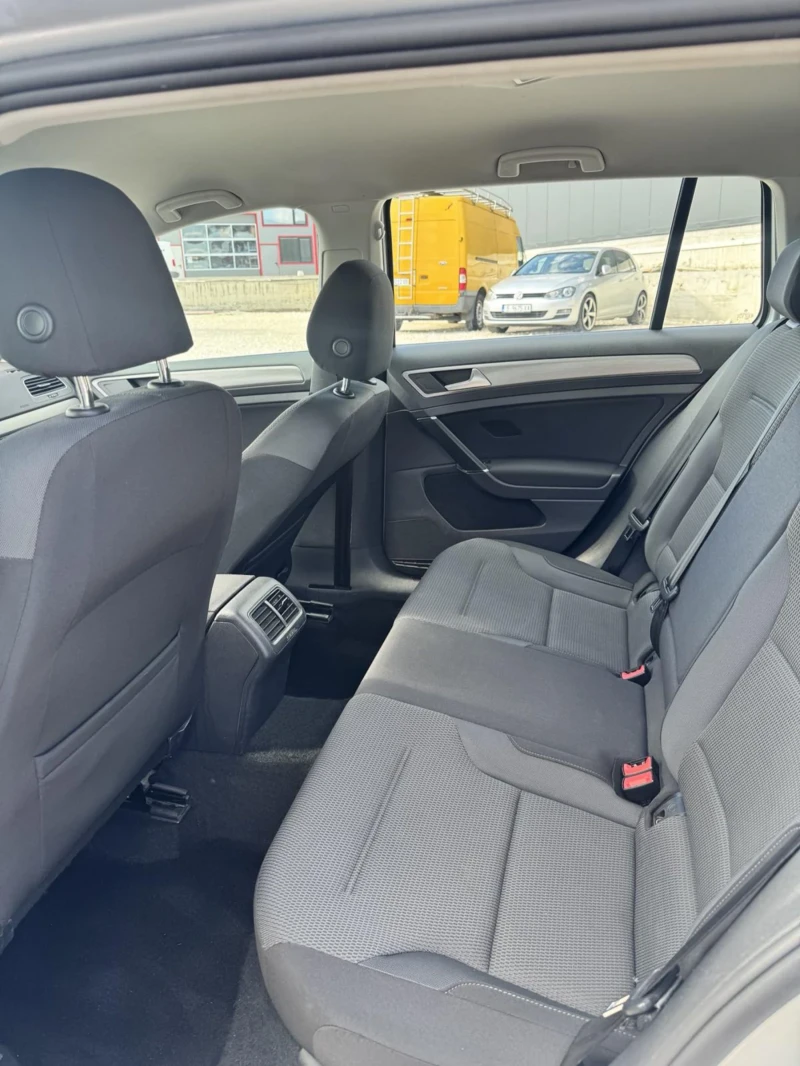 VW Golf, снимка 10 - Автомобили и джипове - 52439603