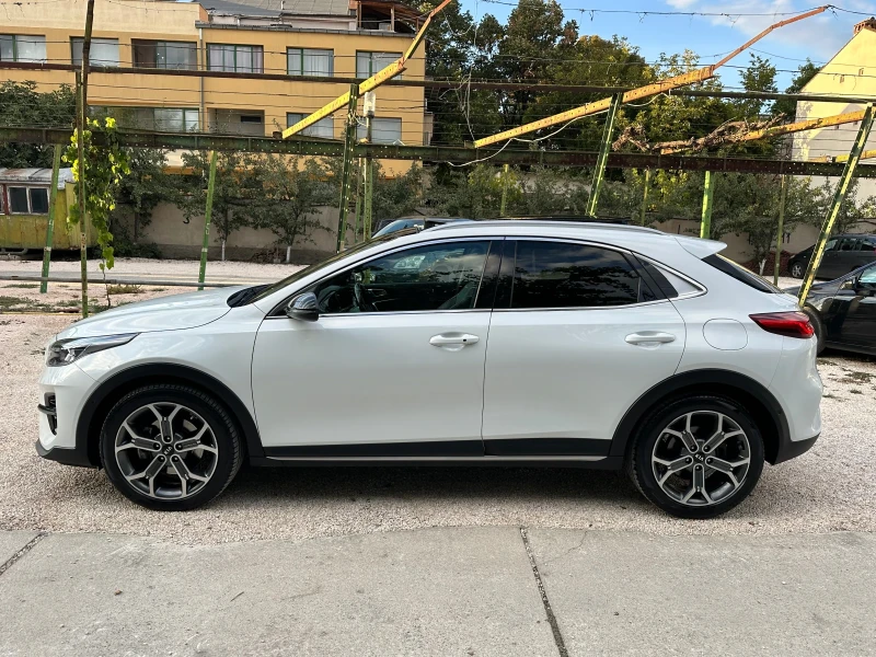 Kia XCeed 1.6CRDI Platinum/PANO/DIGITAL/ПОДГРЕВ/ОБДУХВАНЕ, снимка 8 - Автомобили и джипове - 52530437