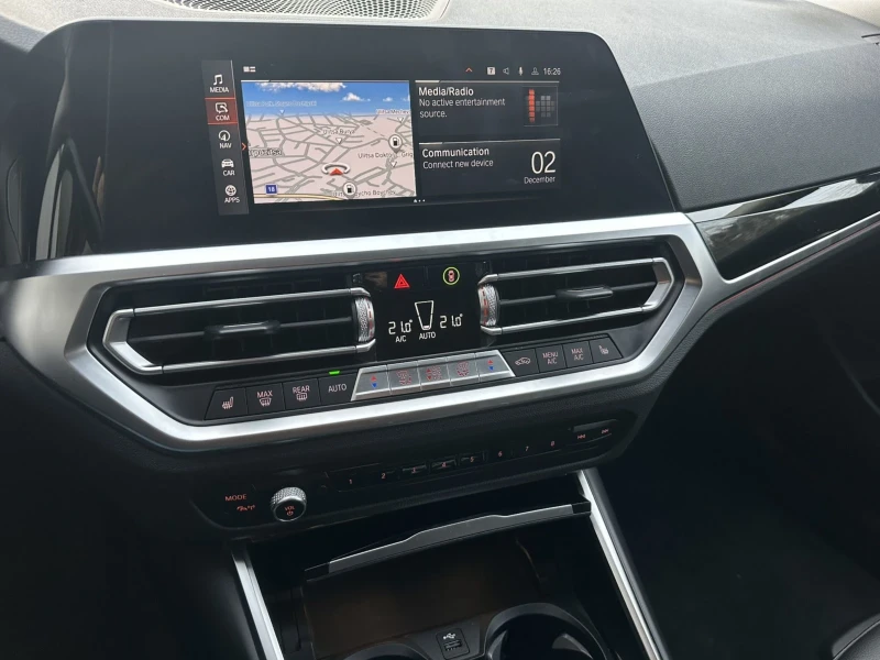 BMW 320 d / HEAD-UP / ПОДГРЕВ  / ДИСТРОНИК , снимка 13 - Автомобили и джипове - 52630178