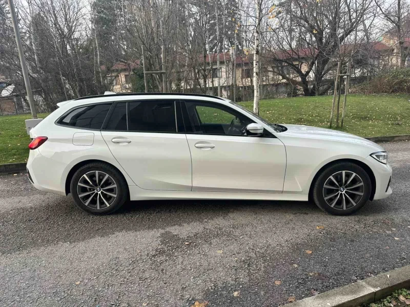 BMW 320 d / HEAD-UP / ПОДГРЕВ  / ДИСТРОНИК , снимка 8 - Автомобили и джипове - 52630178