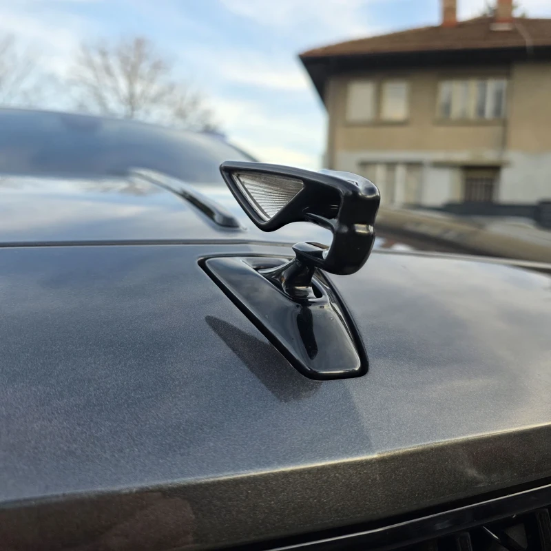 Bentley Flying Spur W12/First Edition/Naim/HUD/Massage/Pano, снимка 3 - Автомобили и джипове - 52829810