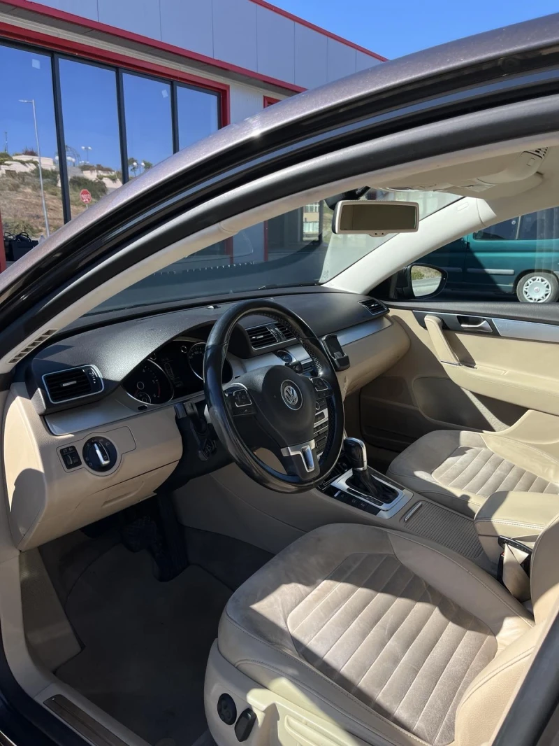 VW Passat 2.0 TDI DSG HIGHLINE, снимка 4 - Автомобили и джипове - 53309127
