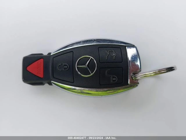 Mercedes-Benz C 300 LUXURY/SPORT, снимка 13 - Автомобили и джипове - 48220905