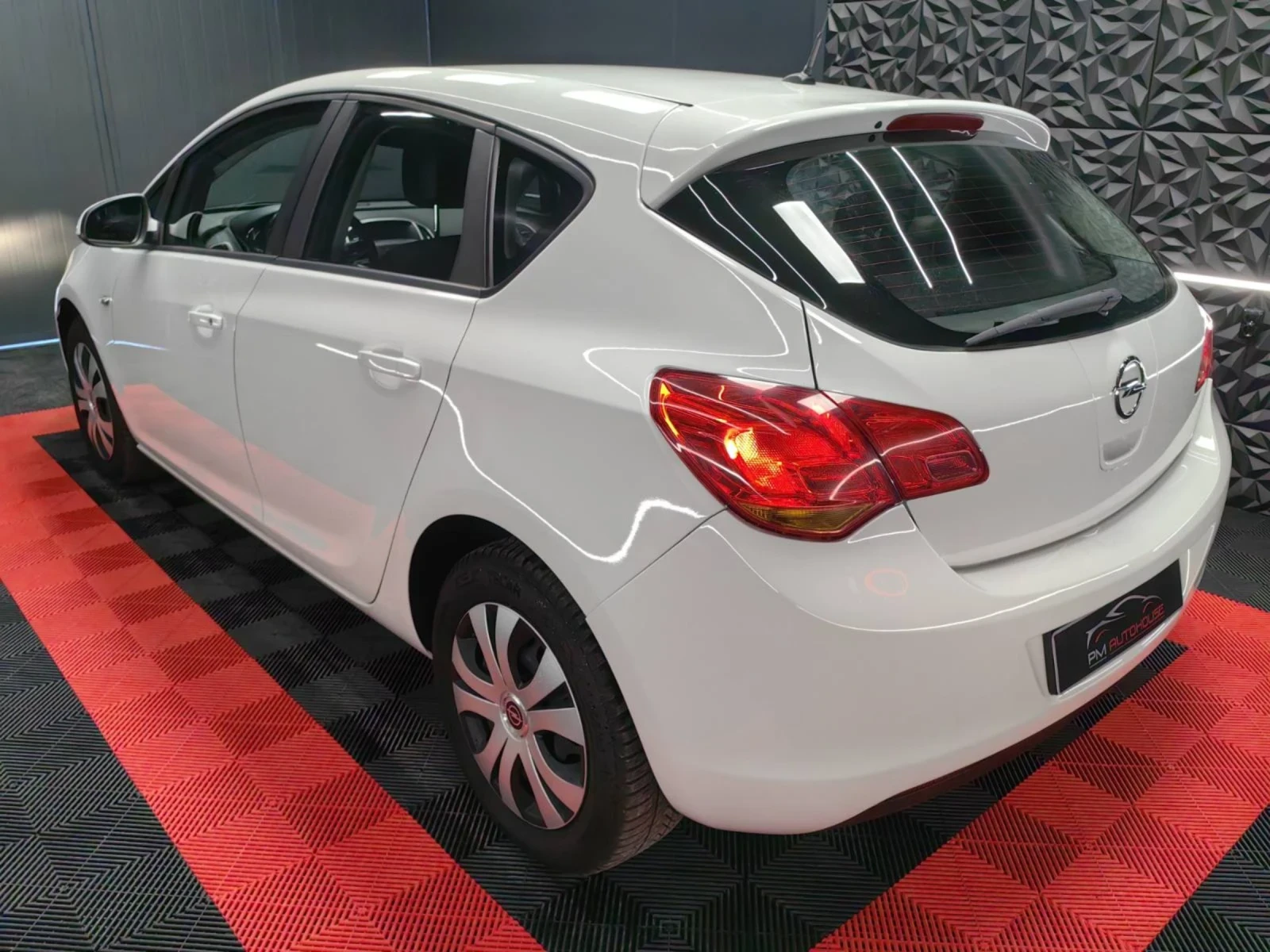Opel Astra 1.6* SWISS* MULTI* КАТО НОВА - изображение 3