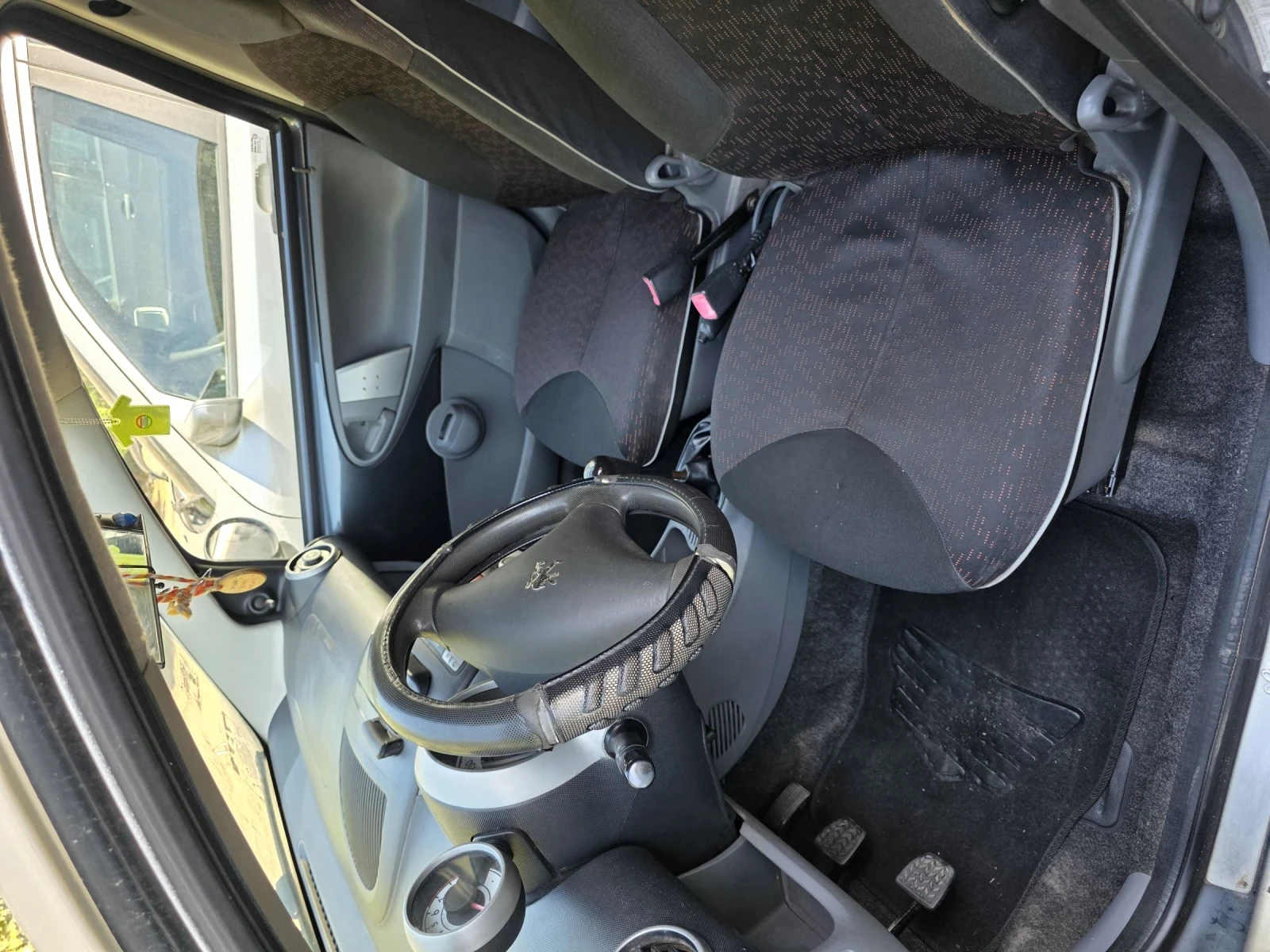 Peugeot 107  - изображение 6