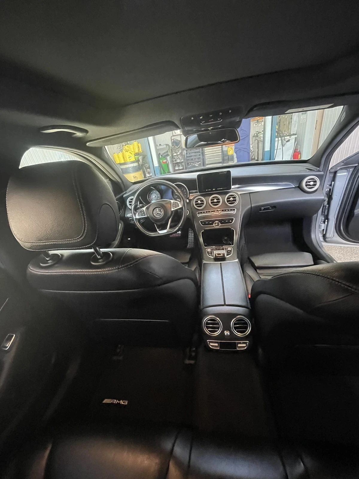 Mercedes-Benz C 400 400 AMG - изображение 9