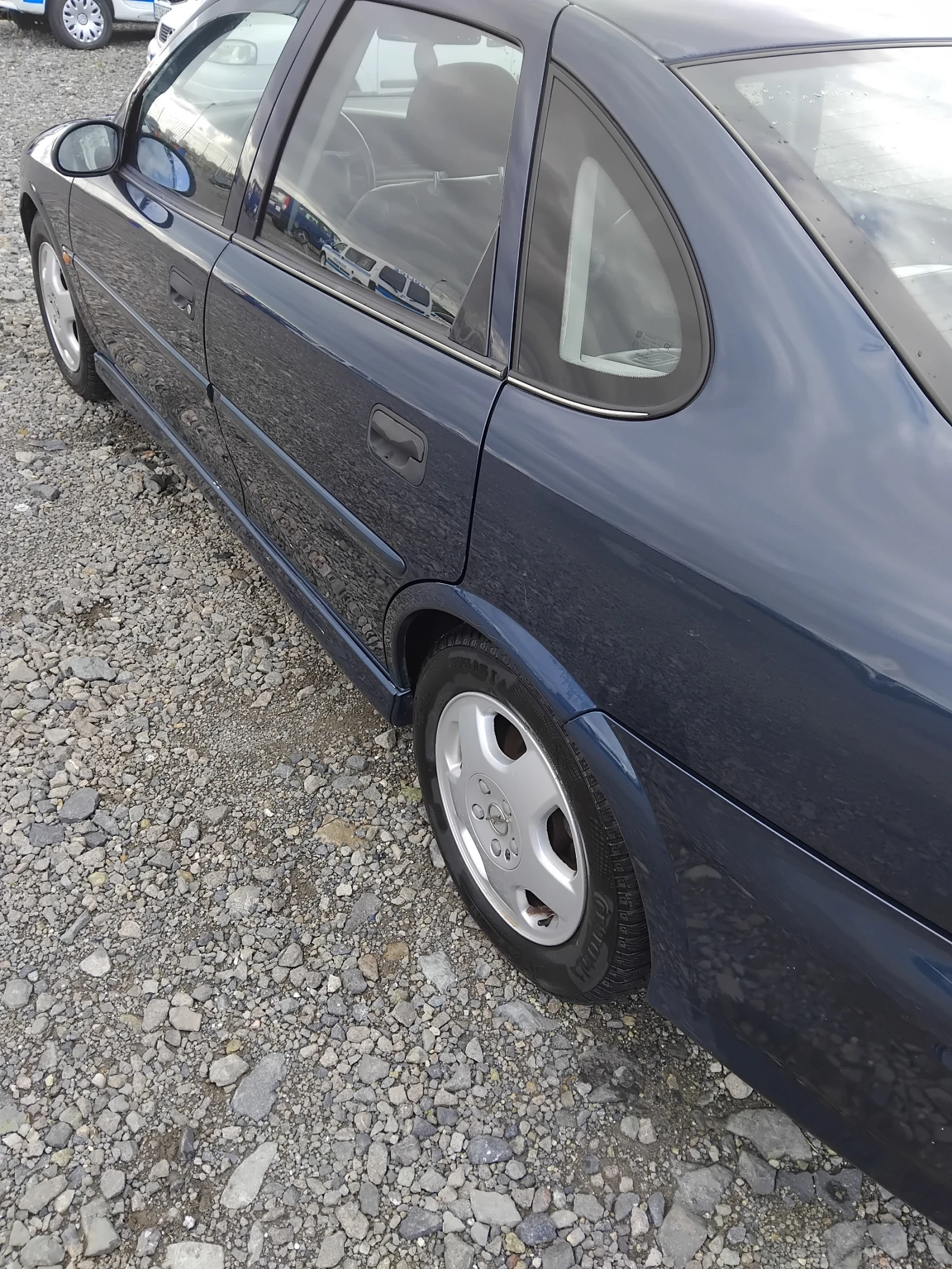 Opel Vectra 1.8 125 - изображение 5
