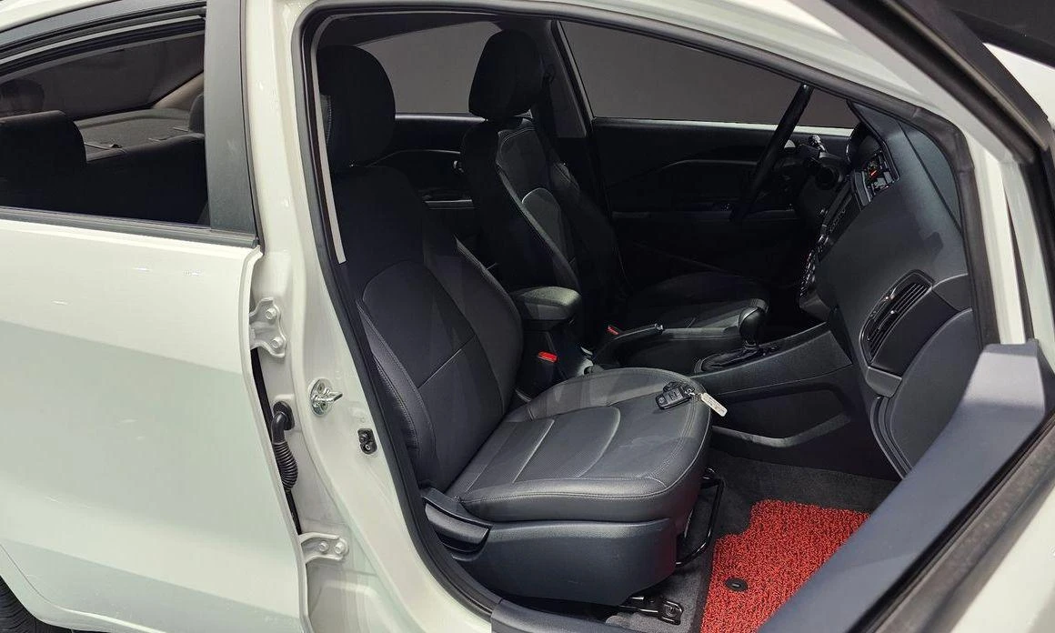 Kia Pride 4DR 1.6 GDI Luxury * НАЙ-ДОБРА ЦЕНА В БЪЛГАРИЯ*  - изображение 10