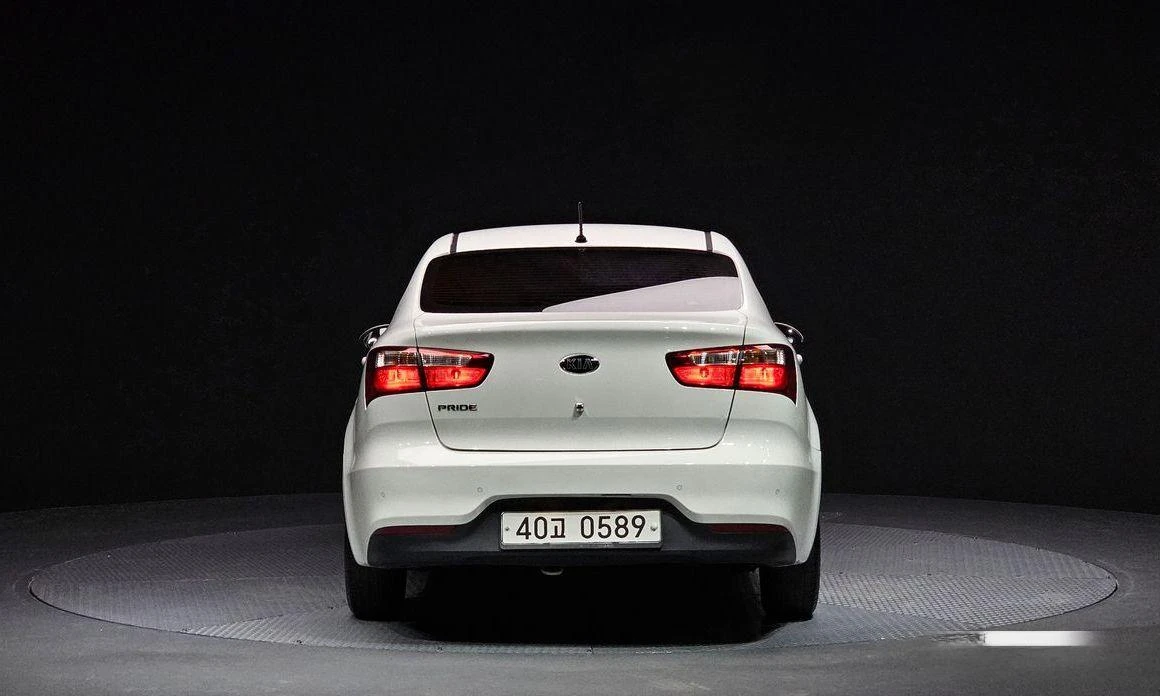 Kia Pride 4DR 1.6 GDI Luxury * НАЙ-ДОБРА ЦЕНА В БЪЛГАРИЯ*  - изображение 4